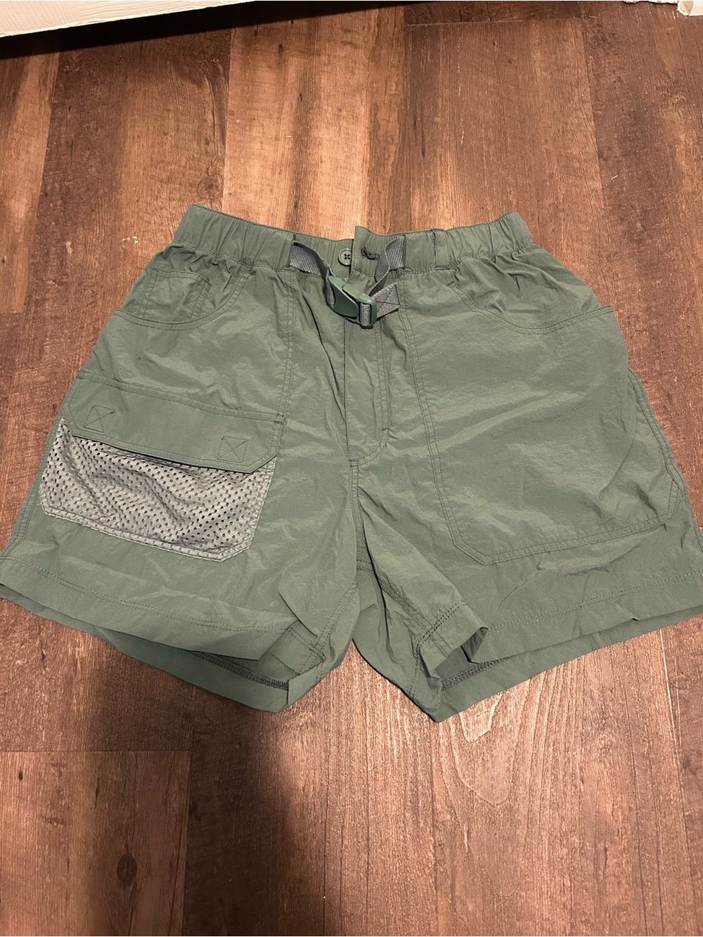 Outdoor Voices Women’s RecNylon 4” Hiking Shorts Khaki Green size XS